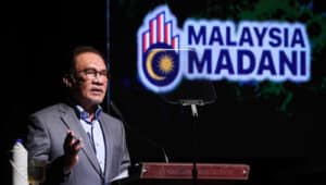 intipati ringkasan belanjawan 2024 malaysia madani